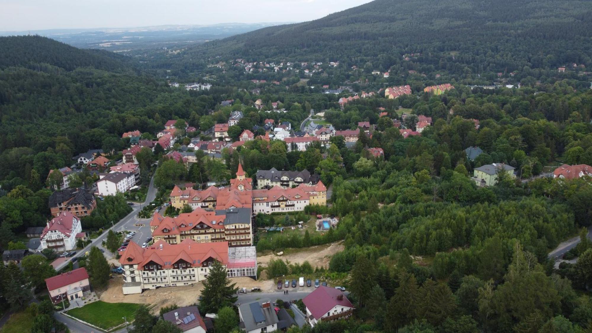 Gorski Raj Сверадув-Здруй Экстерьер фото
